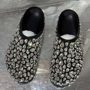 Nuevas Sandalias Negras Premium 2026 con Cristales y Pedrería, Pantuflas Casuales Decoradas con Diamantes de Imitación - Product Image 5