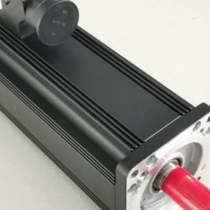 Servomotor Rexroth MS2N03-B0BYN-CMSG1-NNNNN-NN de Alta Eficiencia, 4500 rpm Nominales, Alemania - Product Image 1