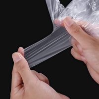 Gants jetables en PE de qualité alimentaire pour la manipulation des aliments dans les restaurants et cuisines
