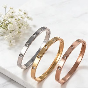 Bracelet minimaliste incrusté de pierres CZ, largeur 3 mm, acier inoxydable plaqué or 18 carats/or rose/argent, étanche, bijoux de luxe, cadeau - Product Image 2