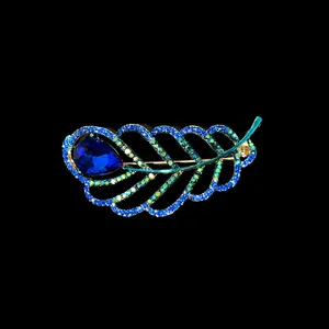 थोक नीला क्रिस्टल पंख सजावटी ब्रोच के लिए हीरे के उच्चारण के साथ सेट किया गया