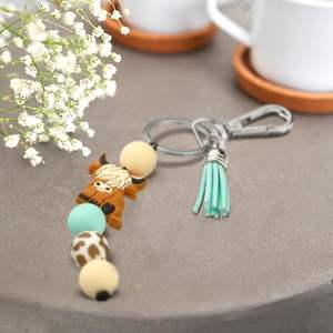 Porte-clés Vache des Highlands en silicone, mignon, cadeau, porte-clés animaux, cadeaux de fête Vache des Highlands pour femmes et hommes, cadeaux porte-clés, voiture, marron - Product Image 3