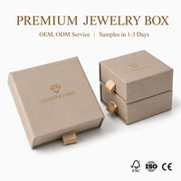 Boîte à bijoux de luxe personnalisée beige avec logo, emballage coulissant écologique en papier nude avec ruban pour collier