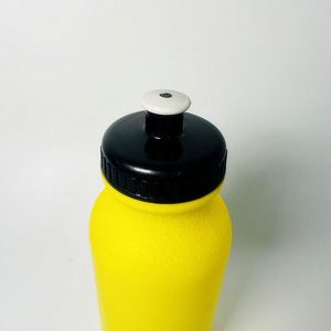 Botella de Agua Deportiva Portátil de 600 ml, Ecológica, para Beber Directamente, para Bicicleta de Montaña, Ciclismo, Fitness, de Plástico PE - Product Image 5