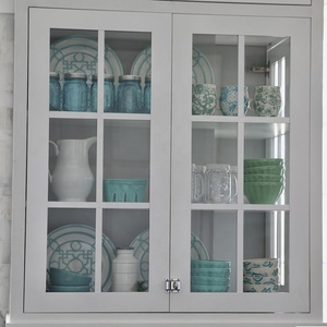 <span class=keywords><strong>Verre</strong></span> <span class=keywords><strong>trempé</strong></span> clair givré à structure solide de taille personnalisée pour les portes d'armoires de cuisine et la décoration - Product Image 4