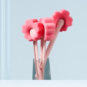 家庭用毎日必需品シンプルなスポンジカップブラシ小さなピンクの花ライト子供用プラスチックスポンジブラシ幼稚園用 - Product Image 1