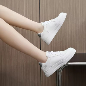 Chaussures de sport et de loisirs respirantes antidérapantes pour femmes, collection Printemps/Été 2026, idéales pour les étudiantes - Product Image 6