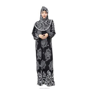 Vêtements de sport d'hiver grande taille pour femmes musulmanes - Vêtements islamiques traditionnels en polaire polyester avec broderie turque et - Product Image 1