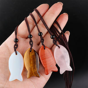 Petit collier pendentif en forme de poisson avec cordelette, accessoires de bijoux DIY à polir et à finir, thème animal, plusieurs couleurs au choix - Product Image 3