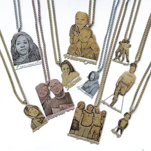 Collier avec pendentif <span class=keywords><strong>photo</strong></span> gravé personnalisé Qiuhan ODM/OEM, or 18 carats, bijoux avec breloque <span class=keywords><strong>photo</strong></span> personnalisée, cadeau pour femme et famille - Product Image 5