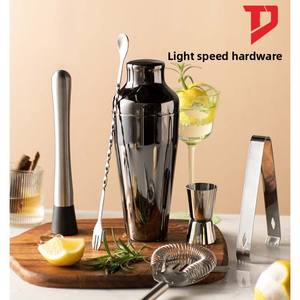 Coctelera Manual de Dos Etapas de Acero Inoxidable Schick con Vaso y Juego de Herramientas de Bar - Product Image 3