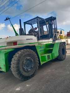 Komatsu รถยก24Ton FD240มือสองเครื่องยนต์ดีเซลเครื่องยนต์ญี่ปุ่นสภาพดีอะไหล่แกนแบริ่งมอเตอร์ - Product Image 2