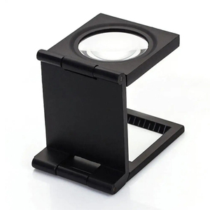 10X मैग्नीफाइंग ऑप्टिकल ट्राई-फोल्डिंग फिल्मिंग मेटल डेस्क फोल्डेबल ग्लास लेंस एलईडी लाइट के साथ 10x मैग्नीफाइंग ग्लास - Product Image 2