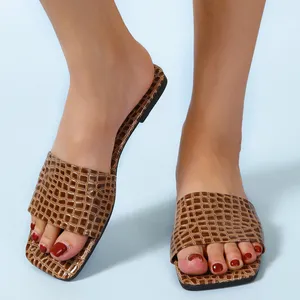 New chevron pattern a flip-flops flat bottom non-slip outside wear ladies beach slippers