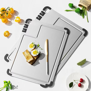 Planche à découper double face personnalisée avec aiguiseur de couteaux, rainure pour jus, planche à découper en acier inoxydable, ensemble de planches à découper en titane - Product Image 4