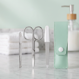 Kit de Cuidado de Uñas para Bebés de Alta Calidad y Durabilidad, 3 Piezas, Acero Inoxidable, Tijeras, Caja, Set de Manicura y Pedicura Profesional - Product Image 2