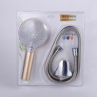 Fabricant Vente de gros Ensemble de pommeau de douche ABS multifonctionnel Buse électrolytique Blister trois pièces pour salle de bain d'hôtel