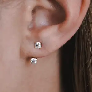 Oorjack Oorbel Eenvoudige Studs Vvs Moissanite Diamant Schroefrug Vrouwen Moissante Jas Studs In 14kt