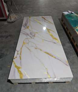 Plaque décorative en PVC style marbre <span class=keywords><strong>blanc</strong></span> doré, épaisseur 2,5 mm, design moderne pour murs de maison et de bureau - Product Image 1