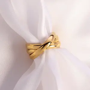 Alta Qualidade Jóias Design Aço Inoxidável Multi Layered Ring Set Gold Plating Circle Cross Ring