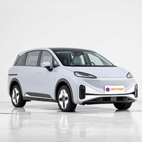 Arcfox Koala S, SUV électrique familial, habitacle sain et fonctionnalités parent-enfant pour les familles internationales, avec conduite à gauche