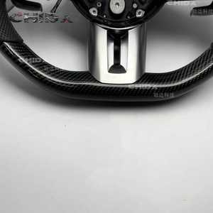 Pour Mercedes Benz C300 GLA W204 W205 W212 W222 W176 W218 Accessoires intérieurs personnalisés <span class=keywords><strong>Volant</strong></span> en fibre de carbone - Product Image 2