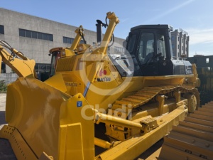 Offre Spéciale : Bulldozers d'occasion Komatsu D155A d'origine et CAT D6D, D6G, D6R, D6H, D7R, D7H, D7G en excellent état à vendre - Product Image 2