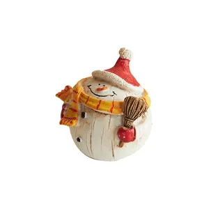 Christmas Snowman with Broom Resin Craft Decoration Home Christmas Holiday Decoration Cute Christmas Snowman sculpture Ornaments