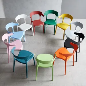 Açık ucuz dayanıklı toptan pp sandalyeler nordic istiflenebilir monoblok tasarım fiyat modern renkli plastik yemek sandalyesi satış