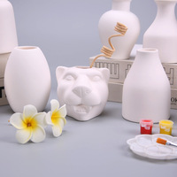 Vase en céramique blanche artisanale créative, argile brute, bricolage, différentes formes d'animaux, poterie, décoration d'affichage pour enfants, peinture couleur