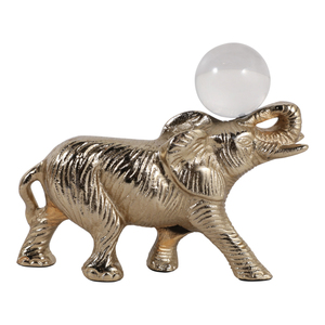 Statuetta decorativa di elefante con sfera in acrilico, scultura moderna e elegante per l'arredamento di casa, ufficio e soggiorno - Product Image 1