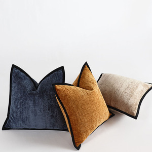 Housse <span class=keywords><strong>de</strong></span> coussin carrée épaisse en chenille pour <span class=keywords><strong>Amazon</strong></span>, style moderne blanc et rouge, pour <span class=keywords><strong>canapé</strong></span> <span class=keywords><strong>de</strong></span> salon, coussin décoratif doux tissé - Product Image 2