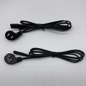 Cavo di alimentazione da 1m CUL con connettore angolare Nema 1-15P a C7 SPT-2 2X18AWG - Product Image 2