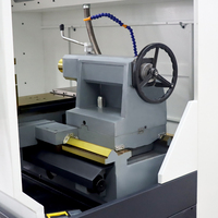 Torno CNC Horizontal de Alta Precisión CK6180, Cama Plana Reforzada, Sistema de Control GSK, Certificación CE, Alta Seguridad