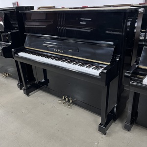 Piano droit japonais KAWAI haut de gamme (d'occasion), idéal pour les performances et la pratique à domicile - Product Image 1