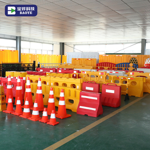 Barrière de contrôle des foules, événement, défilé, barrière connectable, légère, garde-corps en plastique HDPE, réfléchissant prismatique haute intensité - Product Image 5