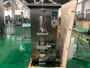 ماكينة تعبئة مياه أوتوماتيكية عالية السرعة منخفضة التكلفة من البلاستيك الصناعي ، ماكينة تعبئة المياه السائلة - Product Image 4