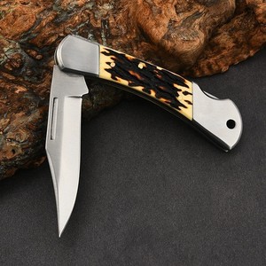 Coltello Tascabile Sottile EDC in Acciaio Inossidabile con Manico a Forma di Corno di <span class=keywords><strong>Cervo</strong></span> in Resina per Campeggio e Attività all'Aperto, Strumento Pieghevole Affidabile OEM - Product Image 4