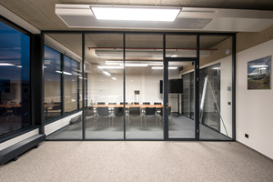 Aanpasbare Duurzame Moderne Aluminium Scheidingswand Voor Thuiskantoor Kantoorruimte Nieuwe Aankomst Geluiddichte Modulaire Kantoorscheidingswand - Product Image 5