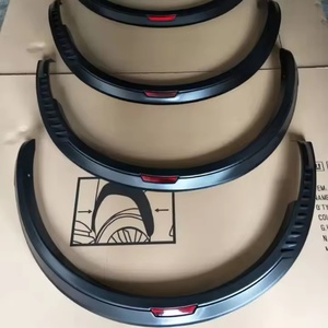 บังโคลน ABS สีดำด้าน แบบ OEM สำหรับ Toyota FORTUNER ปี 2020 - Product Image 2