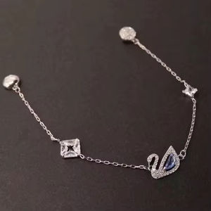 เครื่องประดับแฟชั่น กำไลข้อมือสแตนเลสประดับเพชรซิร์คอนทันสมัย - Product Image 4