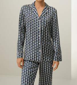 Vêtements de nuit pour femmes, vente en gros personnalisée, pyjamas pour femmes, ensemble de pyjamas longs et doux, vêtements de luxe pour la <span class=keywords><strong>maison</strong></span>, vêtements de détente en satin - Product Image 1