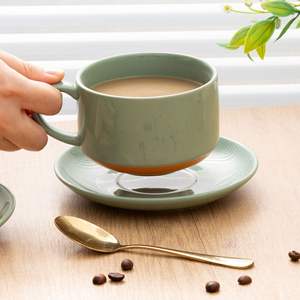 Ensemble de tasses à café en céramique DB2586 vertes 330 ml avec soucoupe pour le petit-déjeuner à la maison et les cadeaux - Product Image 2