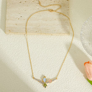 Collar de pájaro esmaltado colorido con piedra lunar flor Rosa CZ acentos cadena de eslabones delicados personalizable para joyería de moda de mujer - Product Image 1