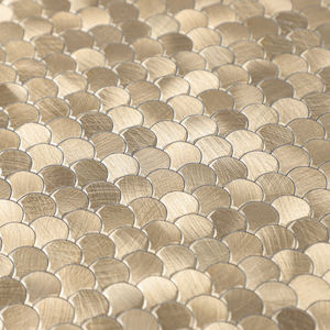 Mosaico de Aluminio Gravitacional Cepillado de Lujo, Color Dorado Metálico, Forma de Mini Concha para Decoración de Paredes - Product Image 4