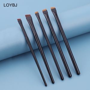 Logotipo personalizado Ceja fina Sombra de ojos Corrector Cosmético Detalle de manchas Pinceles de maquillaje Delineador de ojos plano súper fino Mango Bálsamo labial - Product Image 3