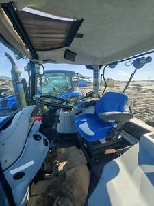 New-Holland Tracteur d'occasion pour l'agriculture - Product Image 3
