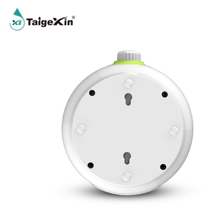 Lanterne de camping portable à LED avec gradation en continu, conception de crochet de lumière d'urgence de panne rechargeable pour tente/randonnée/maison - Product Image 3