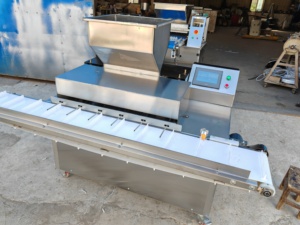Nouvelle machine à garnir le <span class=keywords><strong>pain</strong></span> en acier inoxydable haute productivité, injecteur manuel de crème pour biscuits, donuts et croissants - Product Image 1
