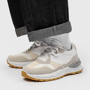 Diseñador de los hombres de encargo antideslizante y resistencia sísmica zapatos de estilo para caminar Casual transpirable hombres zapatillas de deporte